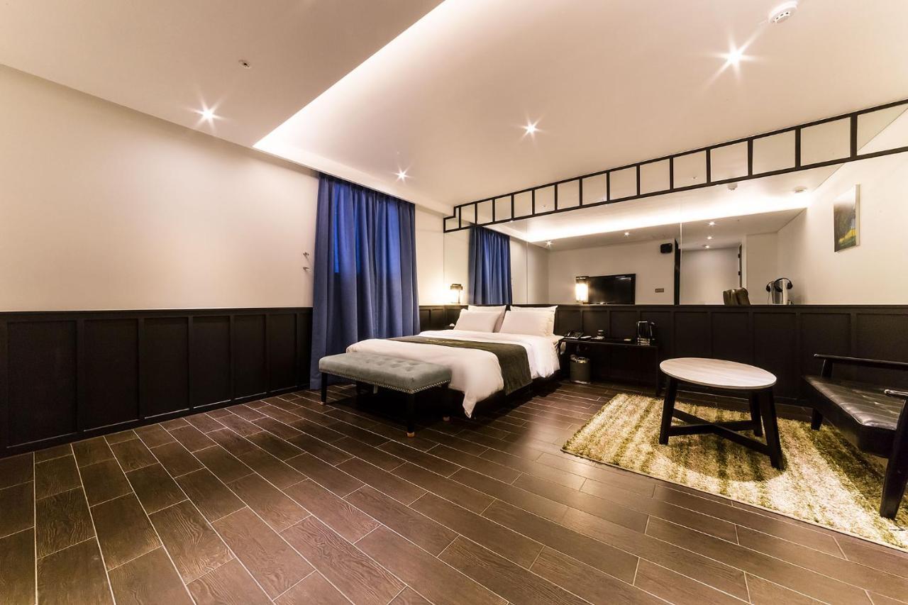 Amare Hotel Suwon Exterior photo